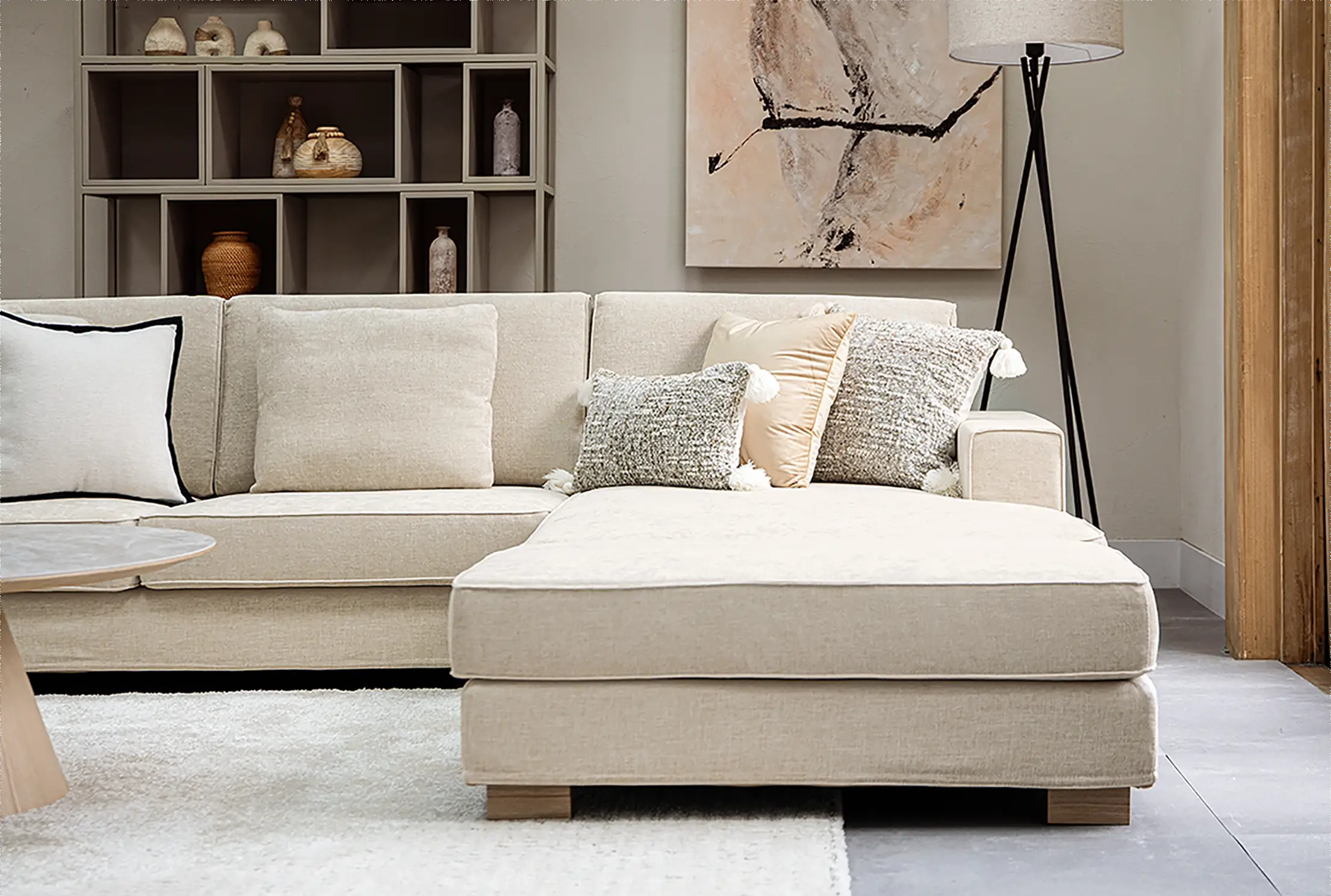 グレージュスタイルの取り入れ方