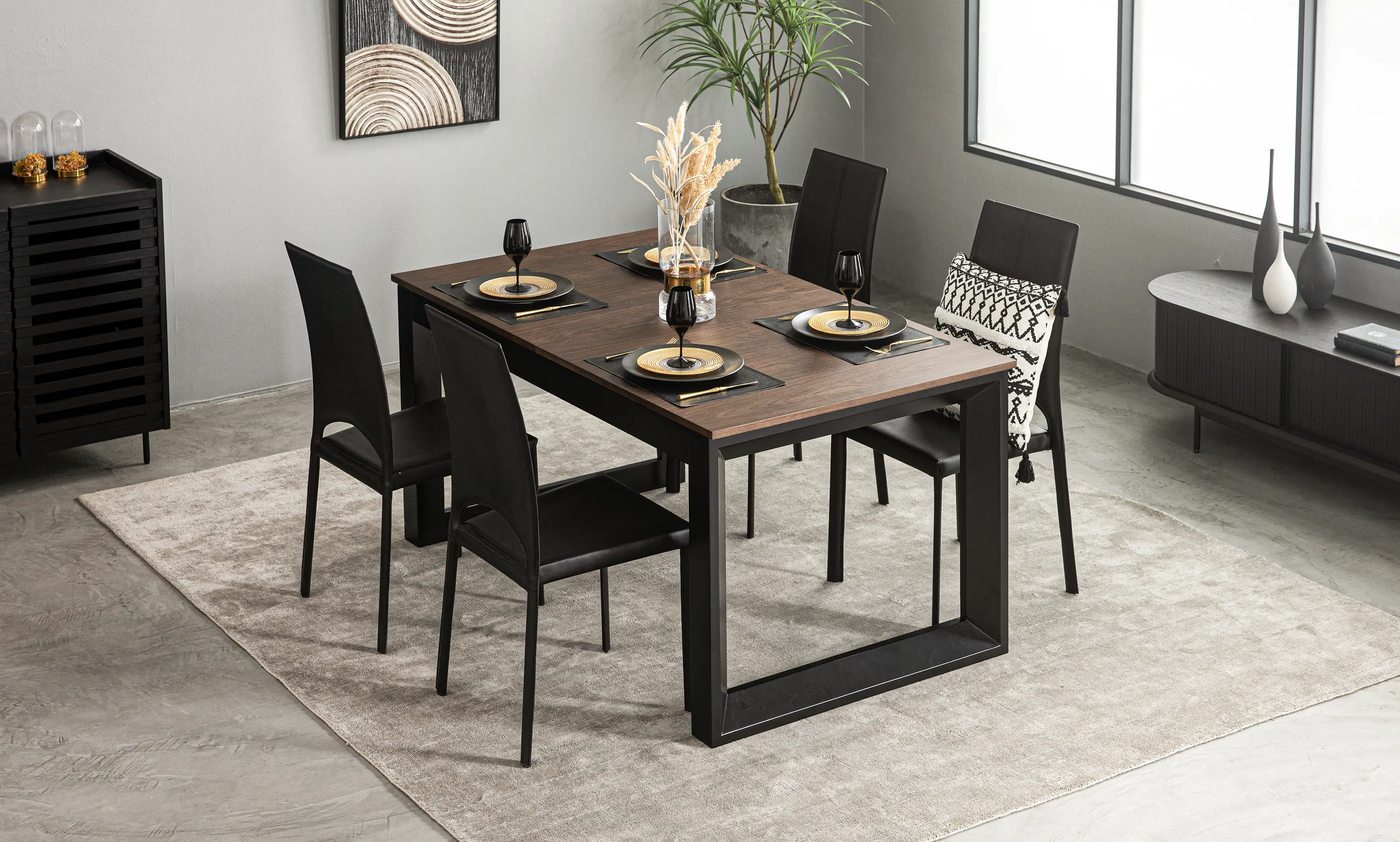 ダイニングの形を決める